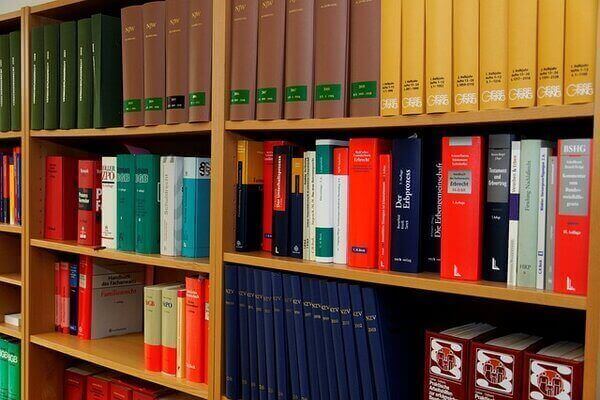 INTERNSHIP OPPORTUNITY AT THE LAW CHAMBERS OF LAKSH KHANNA